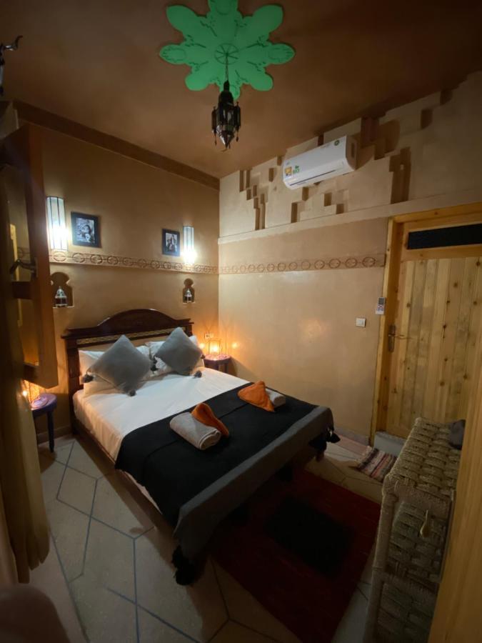 Berber Nomad Kasbah Bed and Breakfast Nkob Exteriör bild