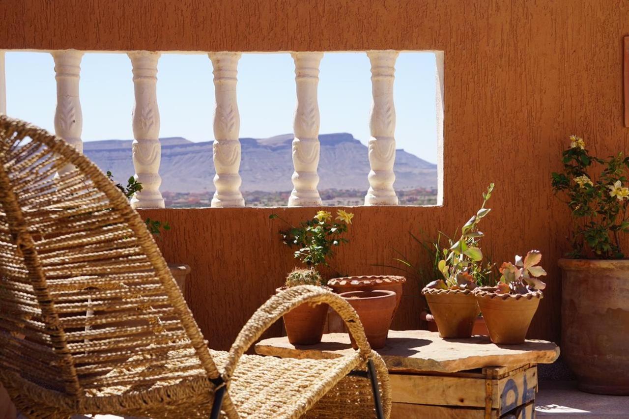 Berber Nomad Kasbah Bed and Breakfast Nkob Exteriör bild