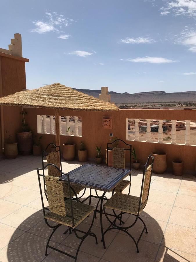Berber Nomad Kasbah Bed and Breakfast Nkob Exteriör bild