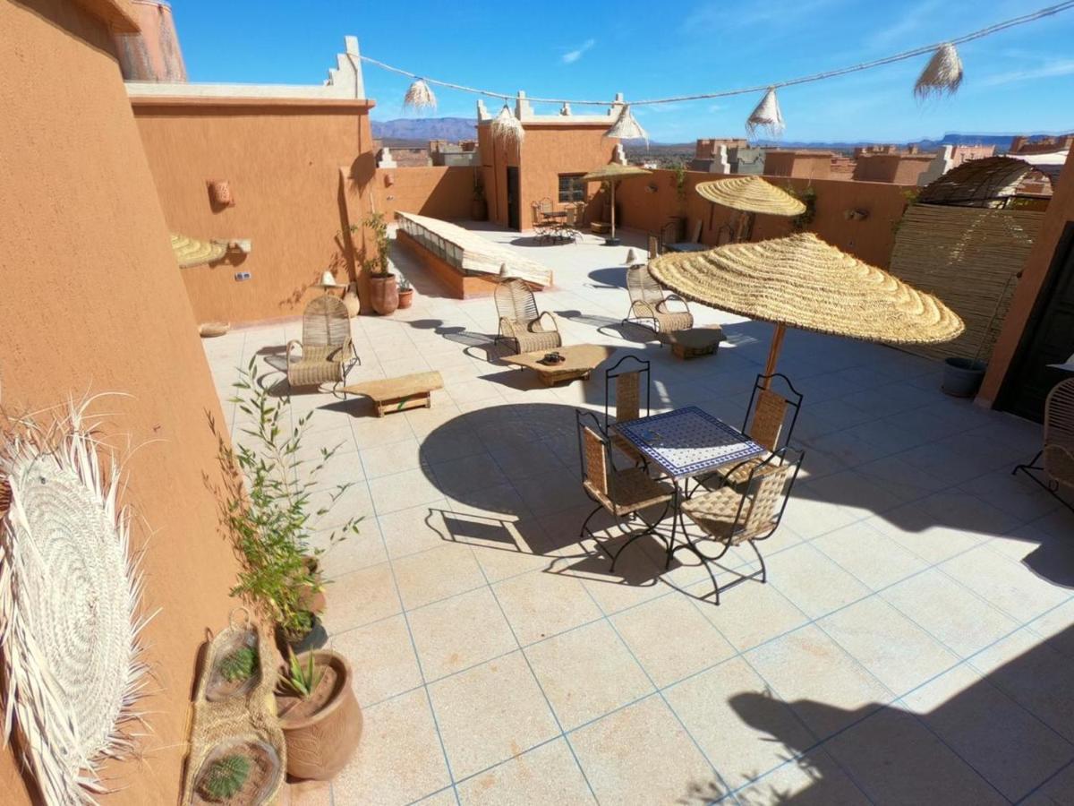 Berber Nomad Kasbah Bed and Breakfast Nkob Exteriör bild